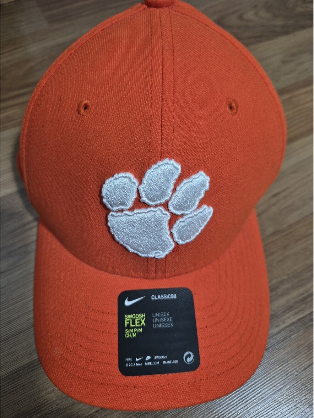 MENS S/M - NEW Nike NCAA Clemson Tigers Football Classic99 Swoosh Cap Hat